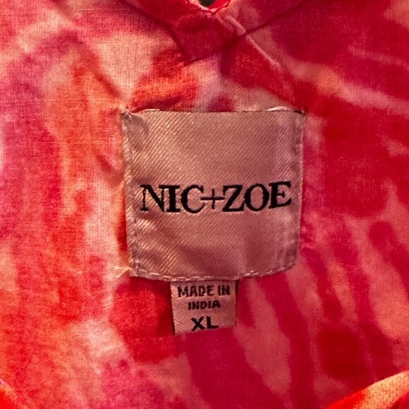 Nic+Zoe NEW Pink Watercolor Petals Printed V-Neck Tank Top Shirt- Size XL - Picture 4 of 4